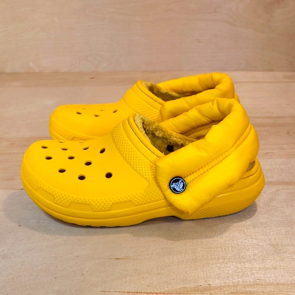 Crocs Neo Puff Yellow Faux Fur Lined Unisex Clogs - Picture 5 of 11